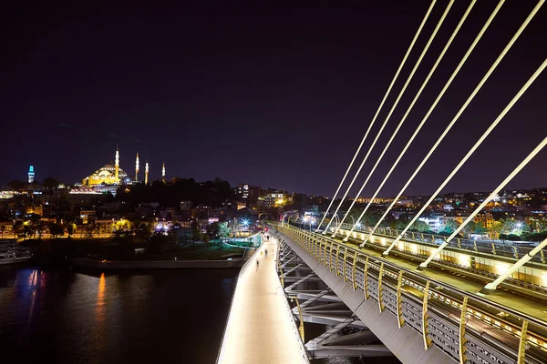 Ататюркский Мост Метро Золотой Рог Ночью Стамбул Турция — стоковое фото