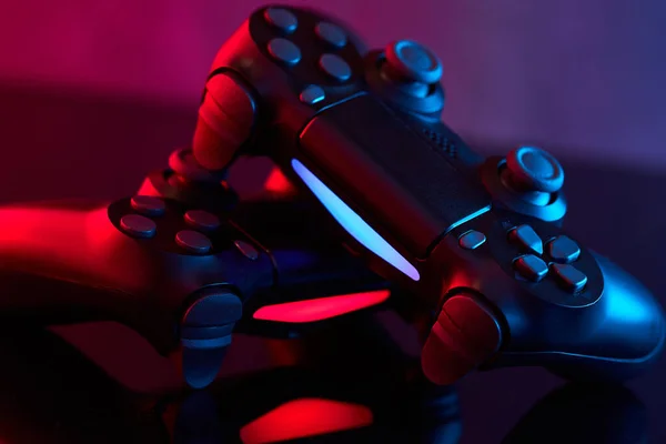 Pengontrol Permainan Joystick Video Game Atau Gamepad Atas Meja Tutup — Stok Foto