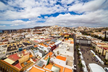 Bulutlu bir günde Santa Ana Katedrali 'nden Las Palmas de Gran Canaria' ya bakın, Kanarya Adaları, İspanya