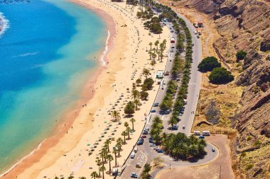 Santa Cruz de Tenerife yakınlarındaki ünlü plaj manzarası Mirador, Tenerife, Kanarya Adaları, İspanya