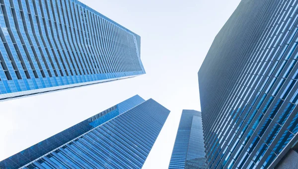 Perspektywa zewnętrzny wzór niebieski szkło ściana nowoczesne budynki — Zdjęcie stockowe