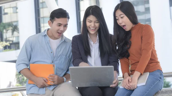 Energetic Optimistic Teen People Business Woman Searching Solution Job Applicant — Stock Photo, Image