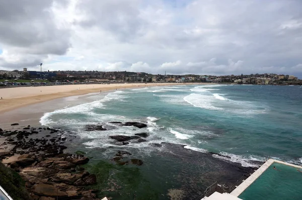 Uitzicht op het strand Bondi — Stockfoto