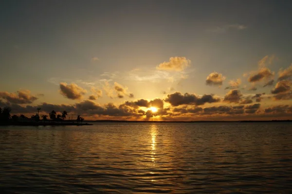 Pôr do sol em Cienfuegos — Fotografia de Stock