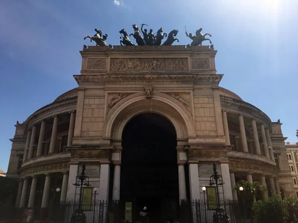 Politeama Theater in Palermo — Stock Photo, Image