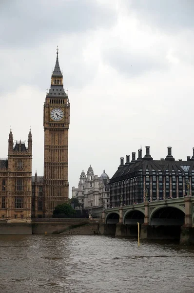 Westminster and the Big Ben — Stock Photo, Image