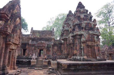 Banteay Srei Tapınağı, Kamboçya görüntülemek