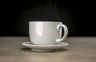 Dumanı tüten sabah kahvesi