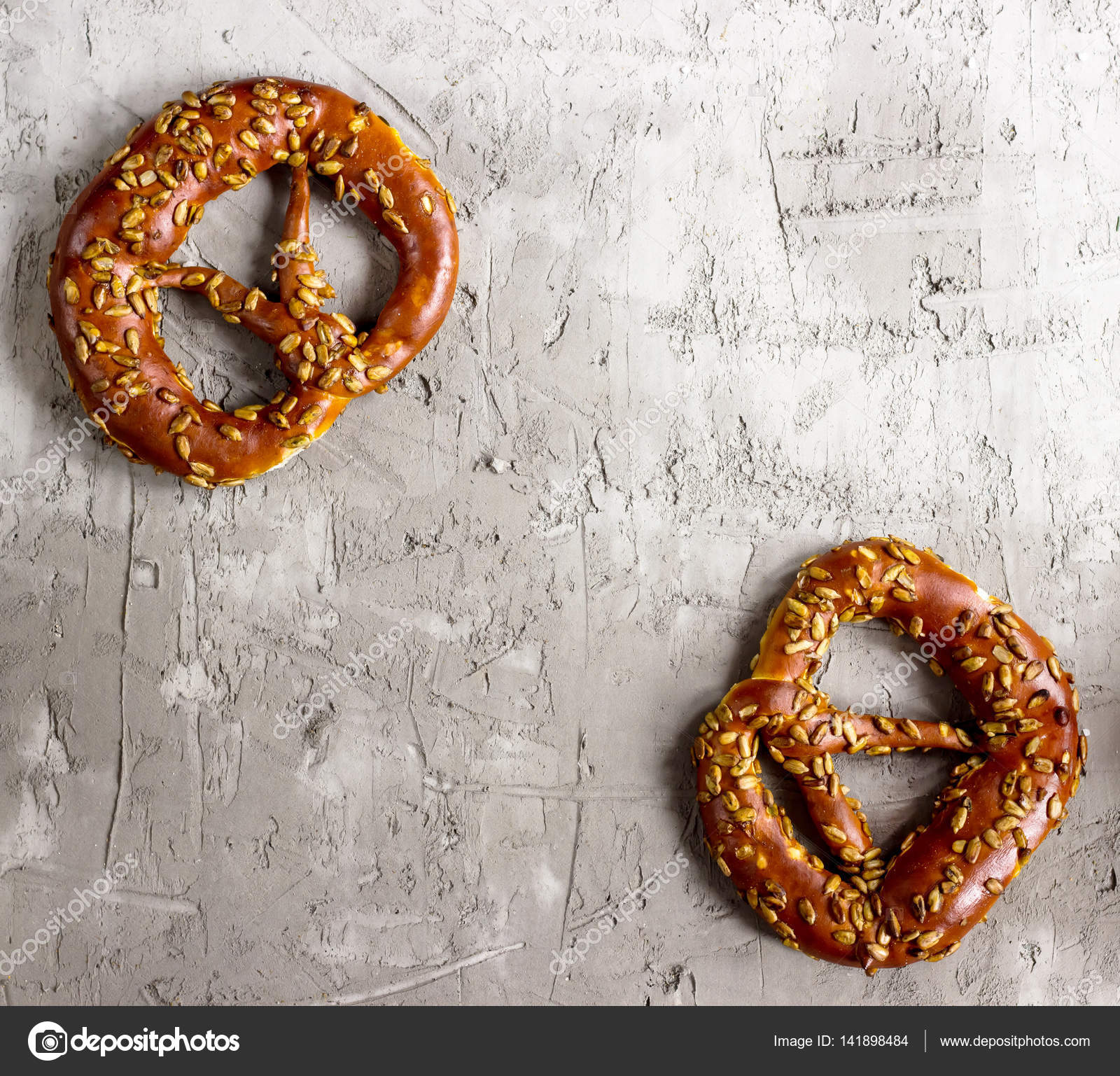 Brezel Mit Sonnenblumenkernen