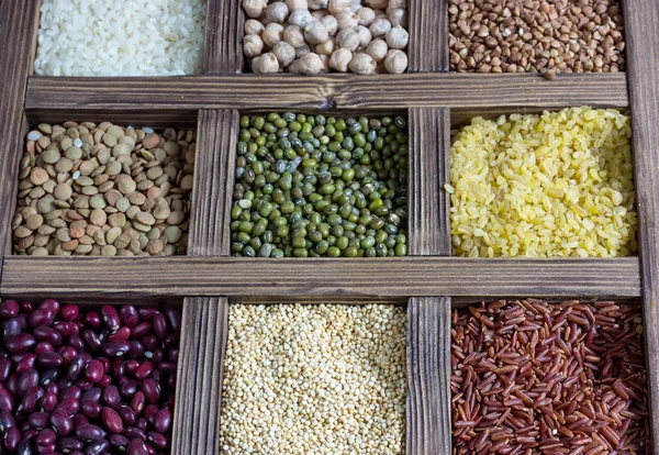 various cereals (lentils, peas, rice, quinoa, buckwheat)