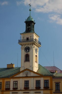 Cieszyn (Polonya, Silezya), içinde tarihi Belediye 1496 inşa binası. / Belediye Binası bina art arda yeniden inşa ve sonraki hasar yangın veya savaşları nedeniyle sonra tekrar ve onun geçerli stili Barok-klasik tanımlanabilir.