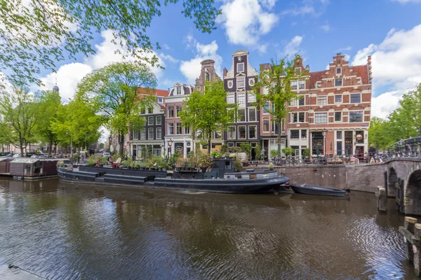 Canals of Amsterdam capital city of the Netherlands — Stock Photo, Image