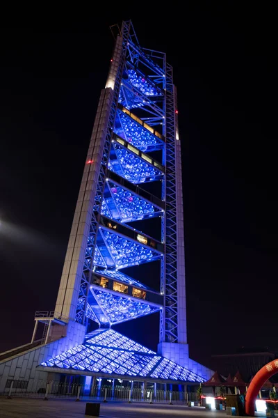 Torre di trasmissione nel villaggio olimpico di Pechino — Foto Stock