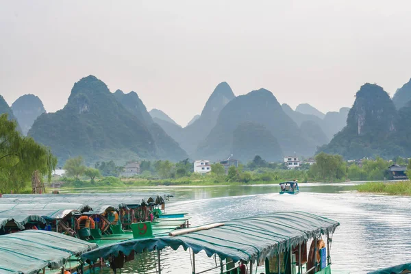 Doğal park Shiwai Taoyuan, Guilin, Çin