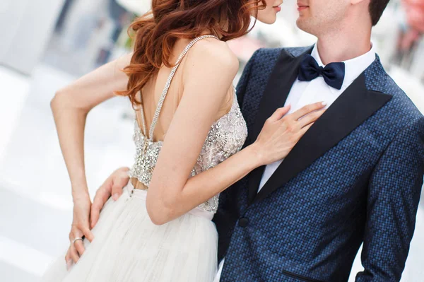 Genç gelin ve damat birlikte. Düğün günü
