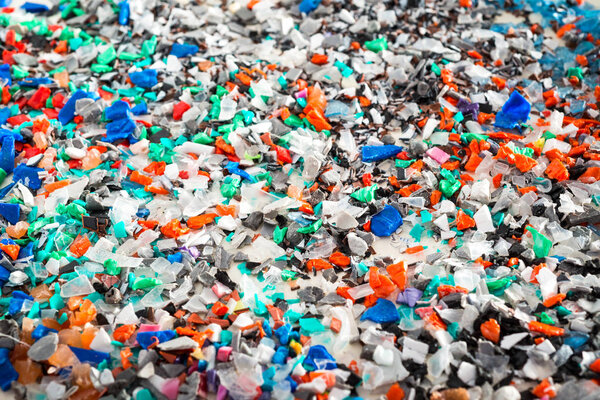 Различные полимеры перемалывания
 