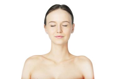 Clean Skin ve çıplak makyaj güzel kız