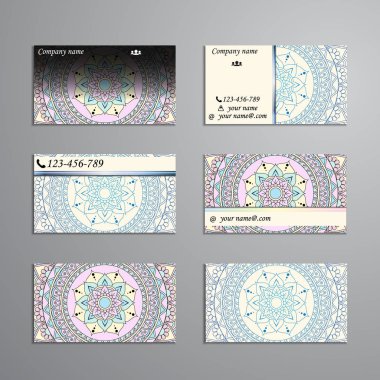 kartvizit ve kartvizit büyük ayarlayın. Çiçek mandala desen 