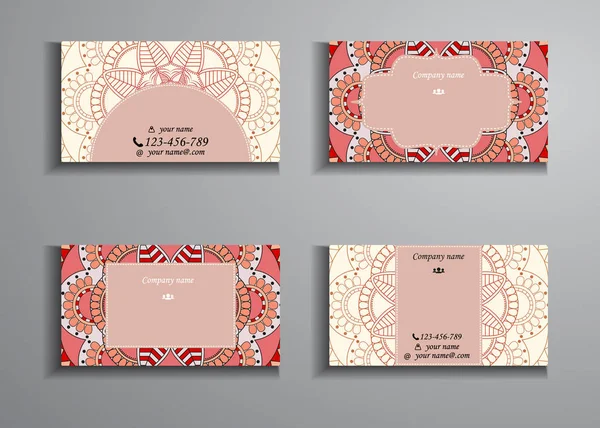 Visitekaartje en visitekaartje grote reeks. Bloemen mandala patroon — Stockvector
