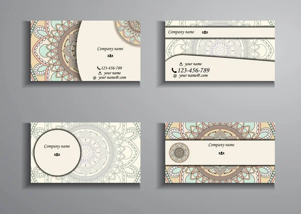 Tarjeta de visita y tarjeta de visita gran conjunto. Patrón de mandala floral — Vector de stock