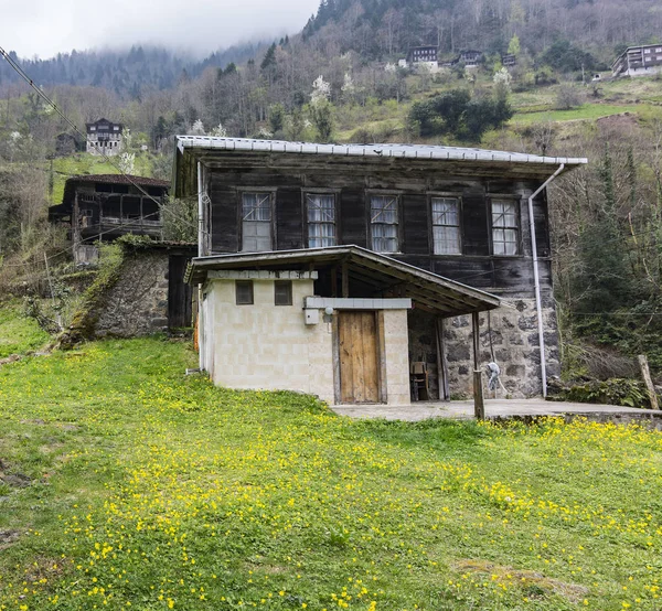 Karadeniz yayla evleri
