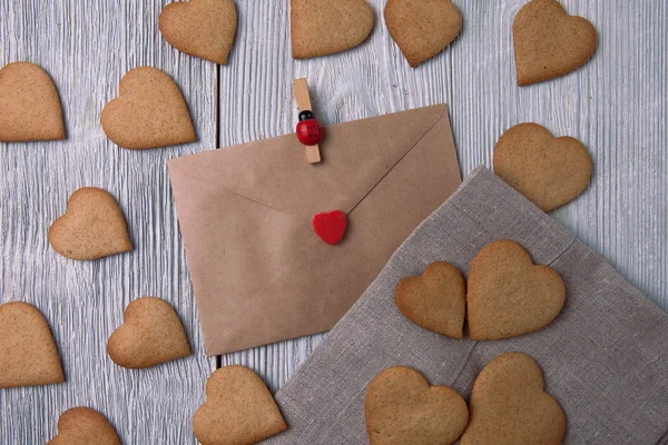 Vintage boríték, a cookie-kat. Boldog Valentin-napot koncepció. — Stock Fotó