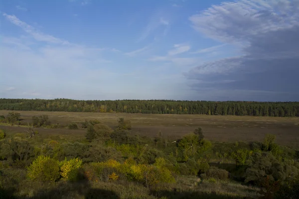 Tula-Region, Fluss Oka und die umliegenden Felder — Stockfoto