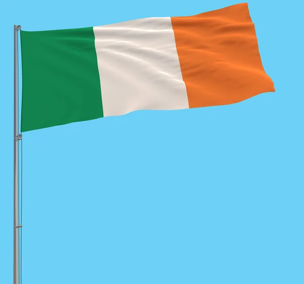 Isolar grande pano da Irlanda em um mastro de bandeira que flutua no vento em um fundo azul, 3d renderização . — Fotografia de Stock