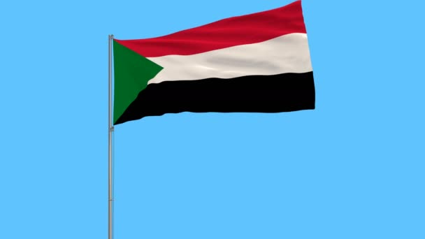 Elkülöníteni a zászlórúd, csapkodott a szélben a kék ég háttér, 3d rendering a Szudán zászlaja. — Stock videók