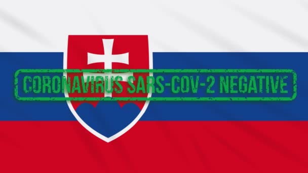 Eslovaquia balanceo bandera con sello verde de la libertad de coronavirus, bucle — Vídeos de Stock