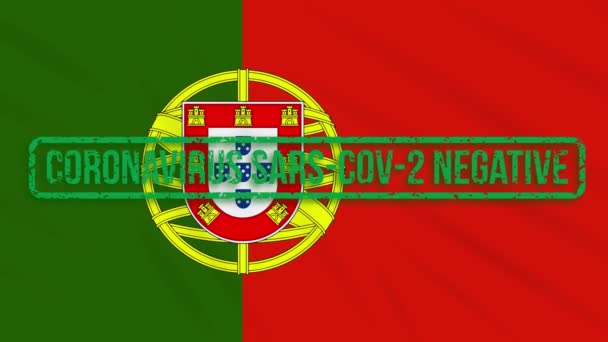 Portugal balanceo bandera con sello verde de la libertad de coronavirus, bucle — Vídeos de Stock