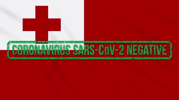 Bandeira balançando Tonga com selo verde de liberdade de coronavírus, loop — Vídeo de Stock