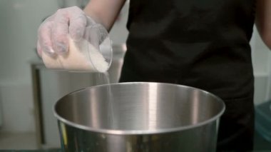 Pudra şeker plastik bardaktan çelik pota strewing.