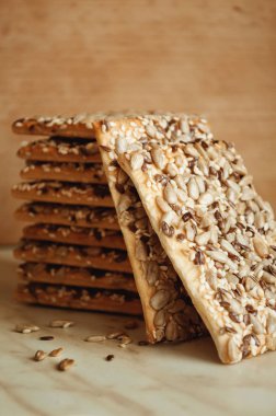 Ayçiçeği tohumları ile kırık