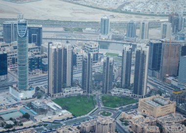 Dubai şehir yüksek noktadan güzel görünüm