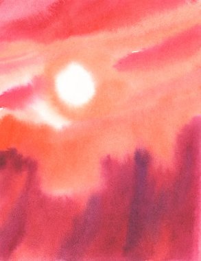 Suluboya kırmızı arka plan, doğal kağıt dokusu, elle boyanmış suluboya pembe lekeler. Sihirli orman, manzara silueti ve sisi olan sanatsal tasarım elementi.