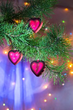 Üç yılbaşı oyuncakları çam dal cam