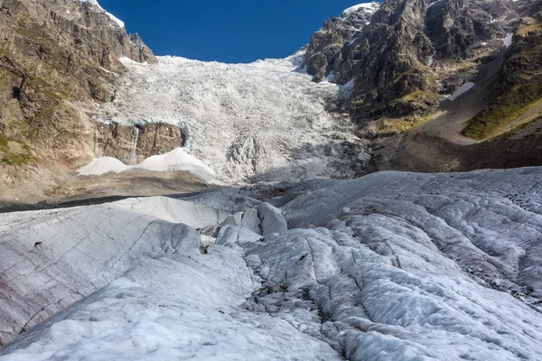 Джорджия. Сванетия. Ледник Адиши - Лардаад — стоковое фото