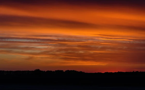 Puesta Sol Brillante Cielo Noche Una Cálida Noche Verano — Foto de Stock