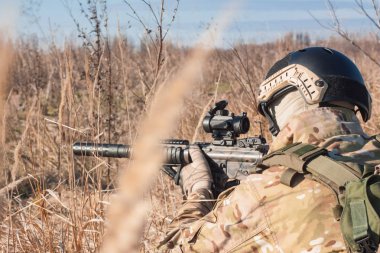 Airsoft strikeball oyuncu alanlarında çalışan eğitim