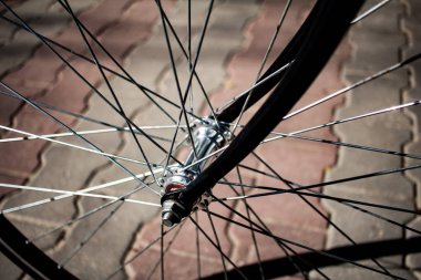 bisiklet tekerleği resmi oluşturan kapatın