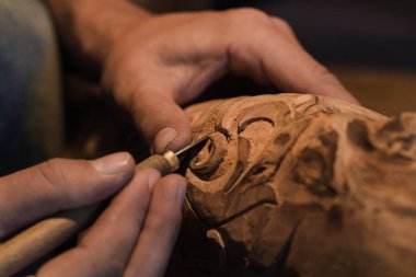 Doğrama Atölyesi, araçları ve oymacılığı süreci 