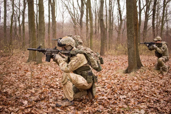 Group Soldiers Full Battle Uniform Autumn Forest — Stock Photo, Image