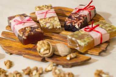 fındık, meyve ile granola organik atıştırmalıklar ile marmelade barlar 