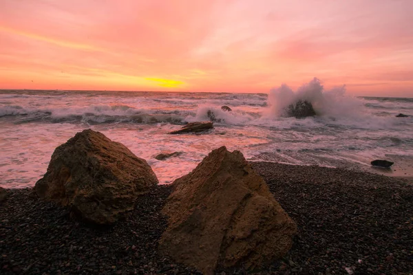 Vackra Havet Landskapet Soluppgång Tid Färgglada Rosa Och Orange Himmel — Stockfoto