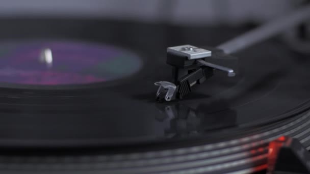 Close Moderno Leitor Discos Vinil — Vídeo de Stock