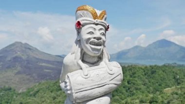 Endonezya heykeli kültür ve din ile ilgili 