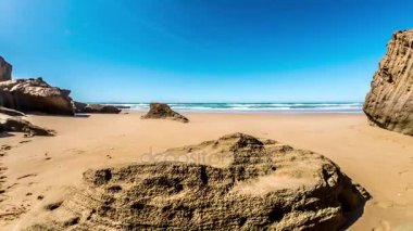 Fas sahilde bir kaya Timelapse