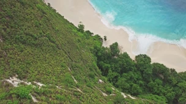 Spiaggia paradisiaca nascosta a Bali in Indonesia — Video Stock