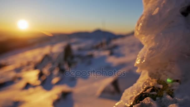 Zonsondergang in de prachtige winter — Stockvideo